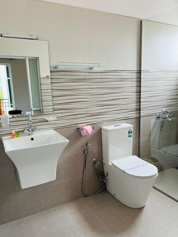Funwhales Rest House Негомбо Екстериор снимка